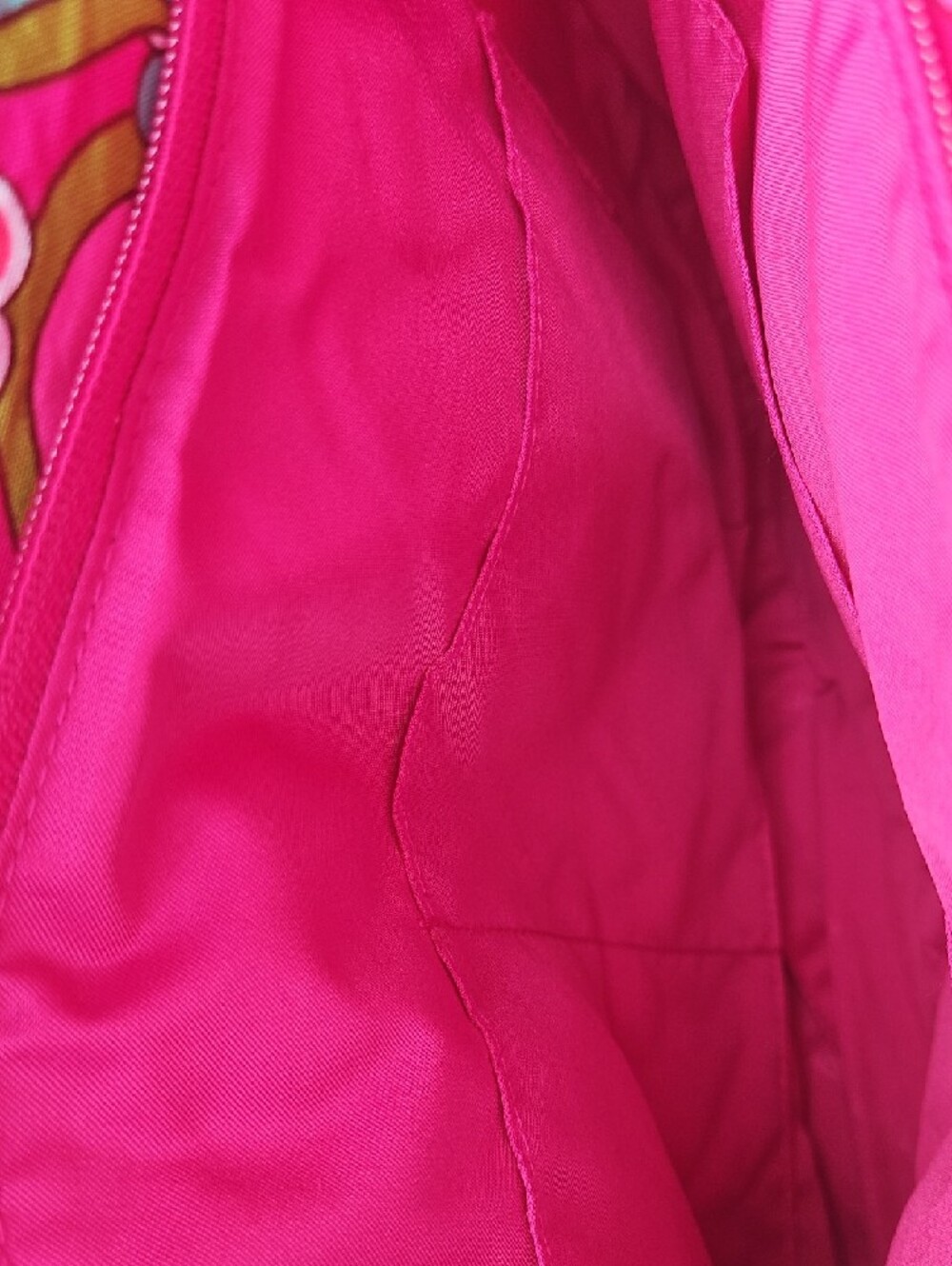 Vera Bradley Hot Pink Quilted Paisley Tote ..Pink Swirls - Picture 3 of 4